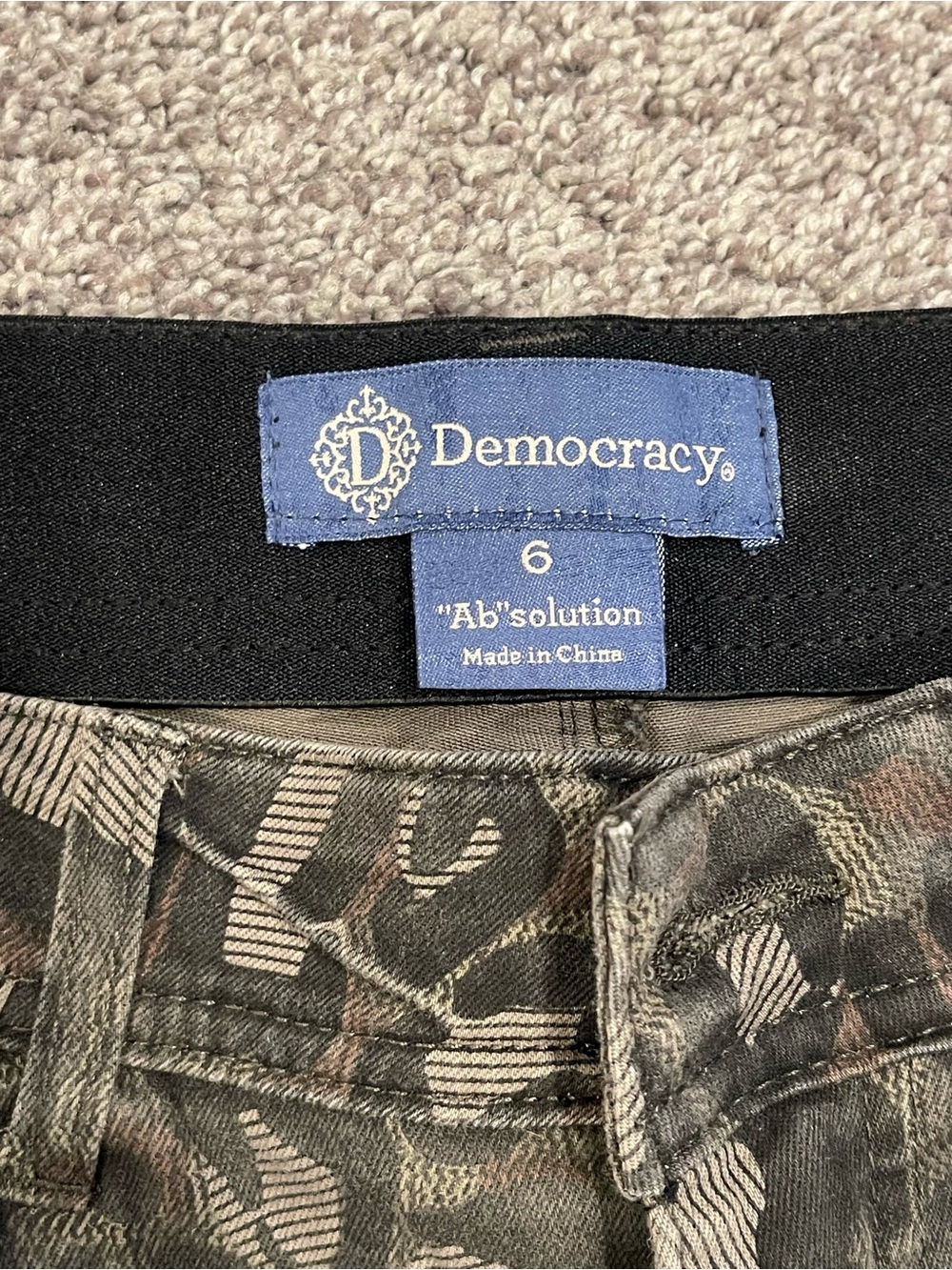 Democracy Absolution Skinny Jeans Camo Leopard Print Size 6 - Picture 3 of 6